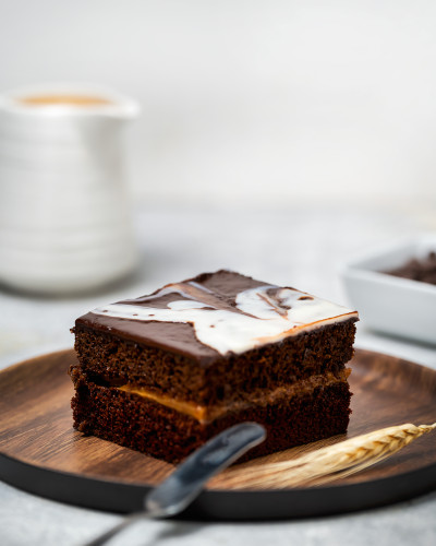 Brownie Humedecido en Tres Leches